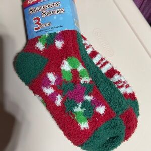 NWT 3 Pack Festive Red and Green Snuggly Socks